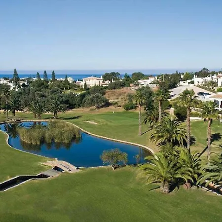 68 Vila Golfemar *