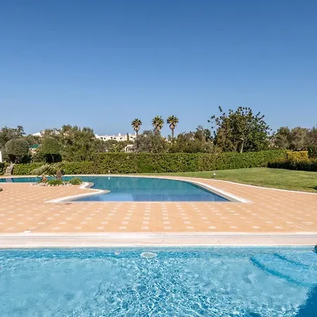 Apartment 68 Vila Golfemar